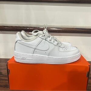 Nike Air Force One Low Sneakers (Boys)- Size. 1.5